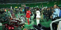 Fukuoka Custom Car Show 2010 - Girls 11